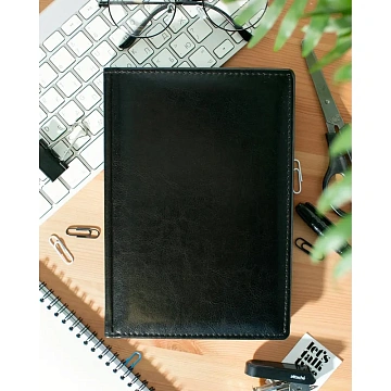 Ежедневник недатированный А5+, 136л, VELVET черный  3-115/04