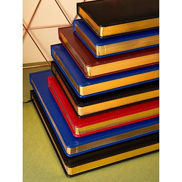 Ежедневник недатированный ATTACHE Gold А4, 160л, синий