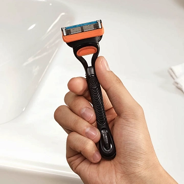 Кассеты для бритья Gillette Fusion 5, 12шт