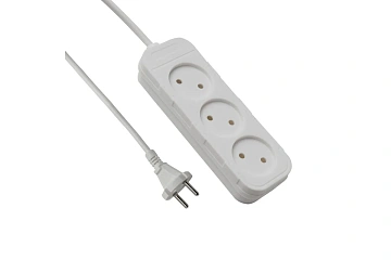 Удлинитель электрический Electraline 3 розетки, 1.5м, белый, 62000