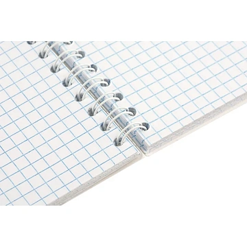 Блокнот А6,80л,кл,греб,карт.обл+УФ-лак Attache Selection LLAMAS белый