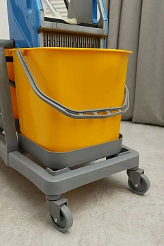 Тележка уборочная Vclean 2х 20л, с отжимом, IN0729