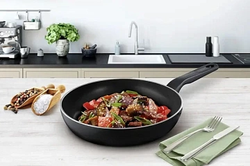 Сковорода Tefal Ultra+, 28см