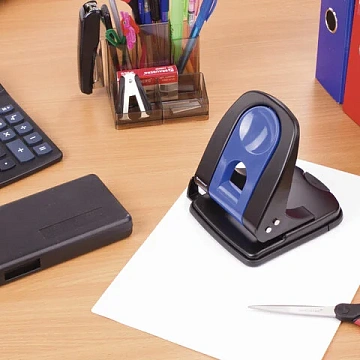 Дырокол металлический BRAUBERG 'Office-Expert', до 35 листов, черно-синий, 228605