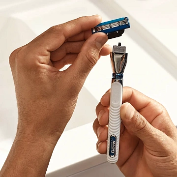 Кассета для бритвенного станка Gillette Mach3 Turbo, 2шт