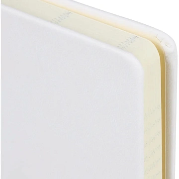 Ежедневник недатированный А5 MEGAPOLIS VELVET New БЕЛЫЙ 3-780/23